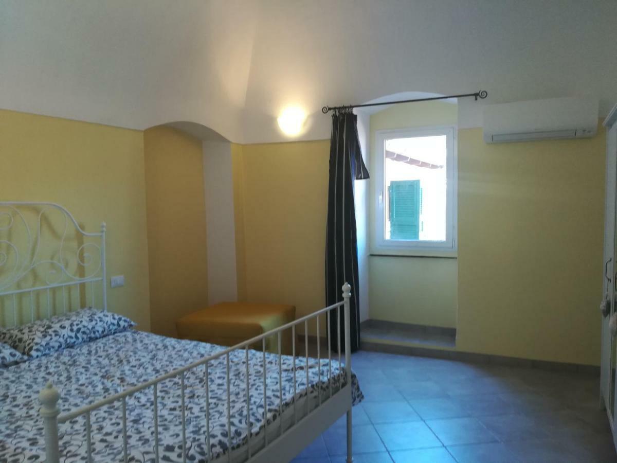 I Fiori Di Santo Stefano Appartement Santo Stefano al Mare Buitenkant foto