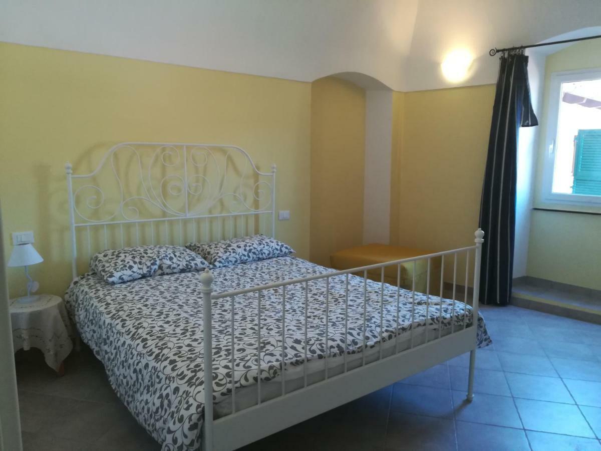 I Fiori Di Santo Stefano Appartement Santo Stefano al Mare Buitenkant foto
