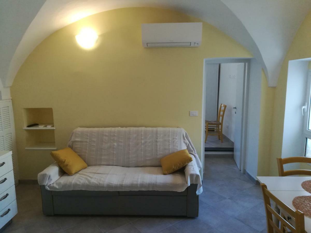 I Fiori Di Santo Stefano Appartement Santo Stefano al Mare Buitenkant foto